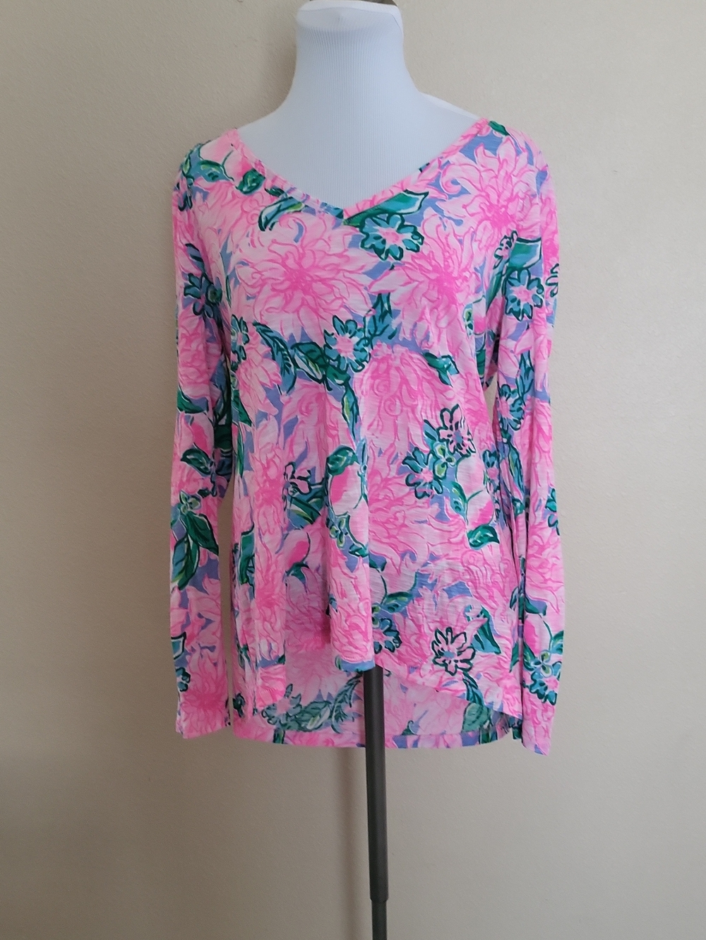 Lilly Pulitzer Ashlee V Neck Long Sleeve Floral Knit Top, Size M